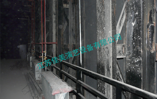 升降臺-鋼絲繩驅動
